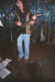 019_14axp.jpg